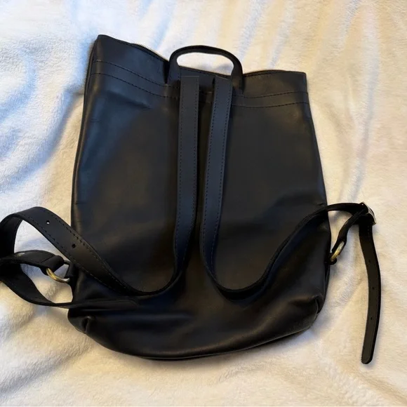 Portland leather company smooth black laptop backpack bag new - Picture 4 of 4